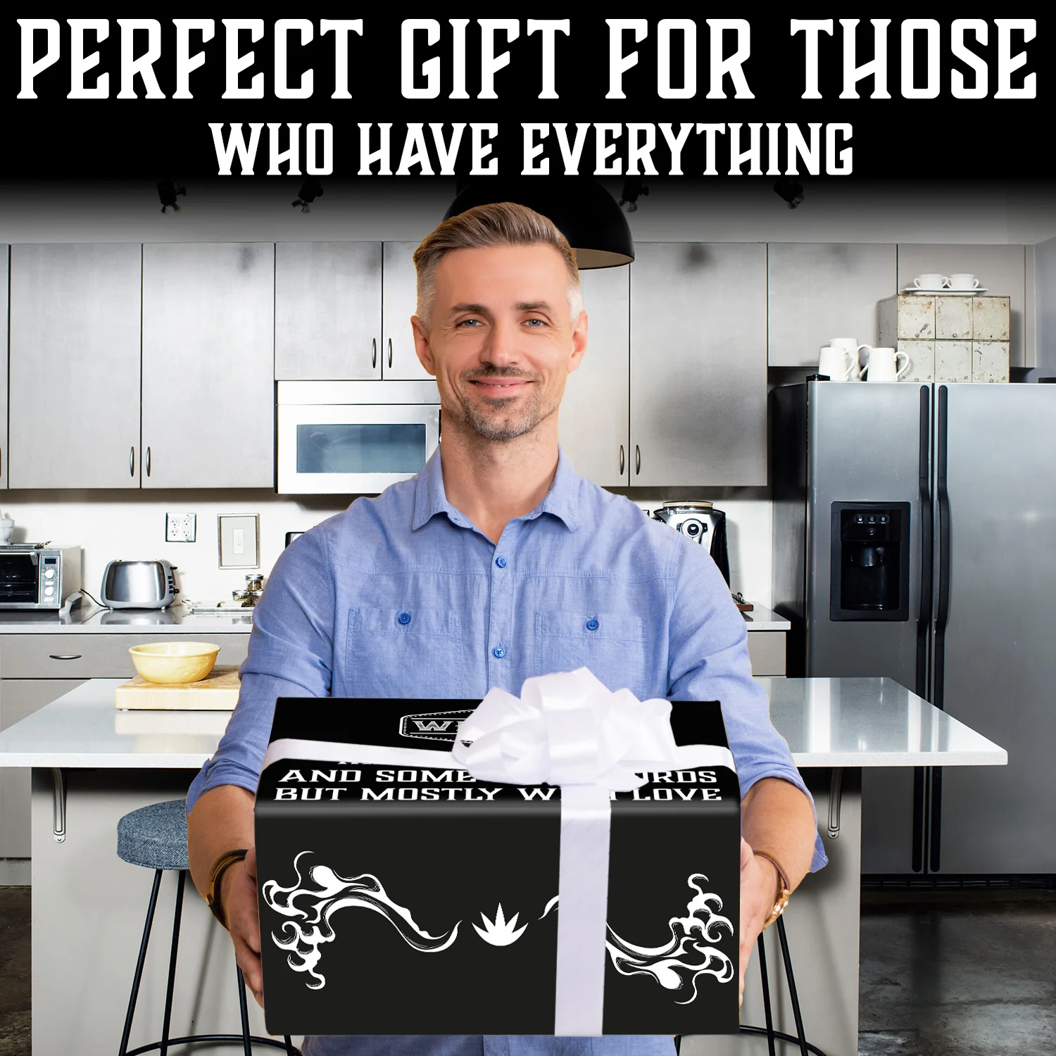 Whiskey Gift Set - Whiskey Pattern Bottle and Old Fashioned Glasses - 14 pcs - Image 7